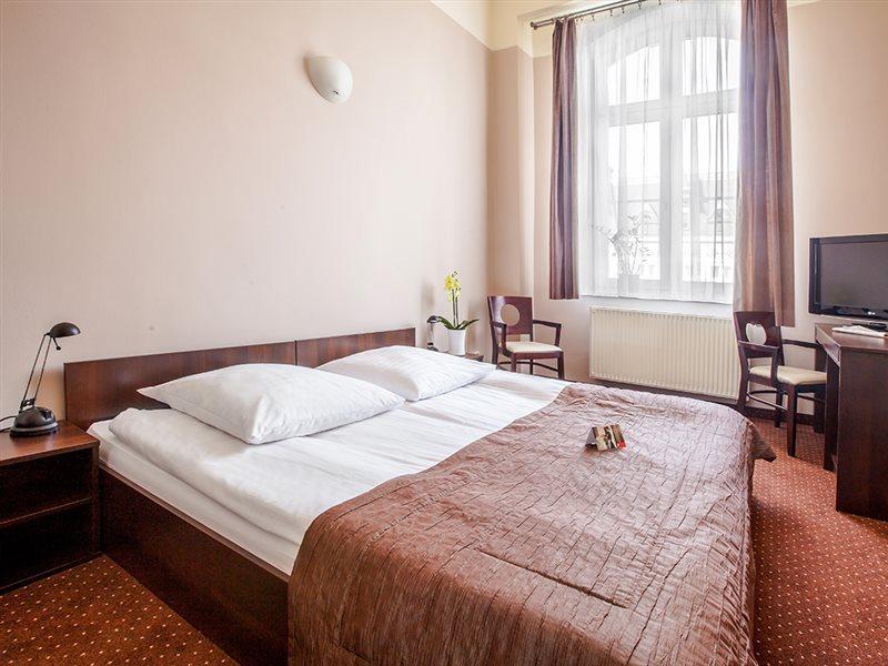 Hotel Diament Economy Γκλίβιτσε Εξωτερικό φωτογραφία