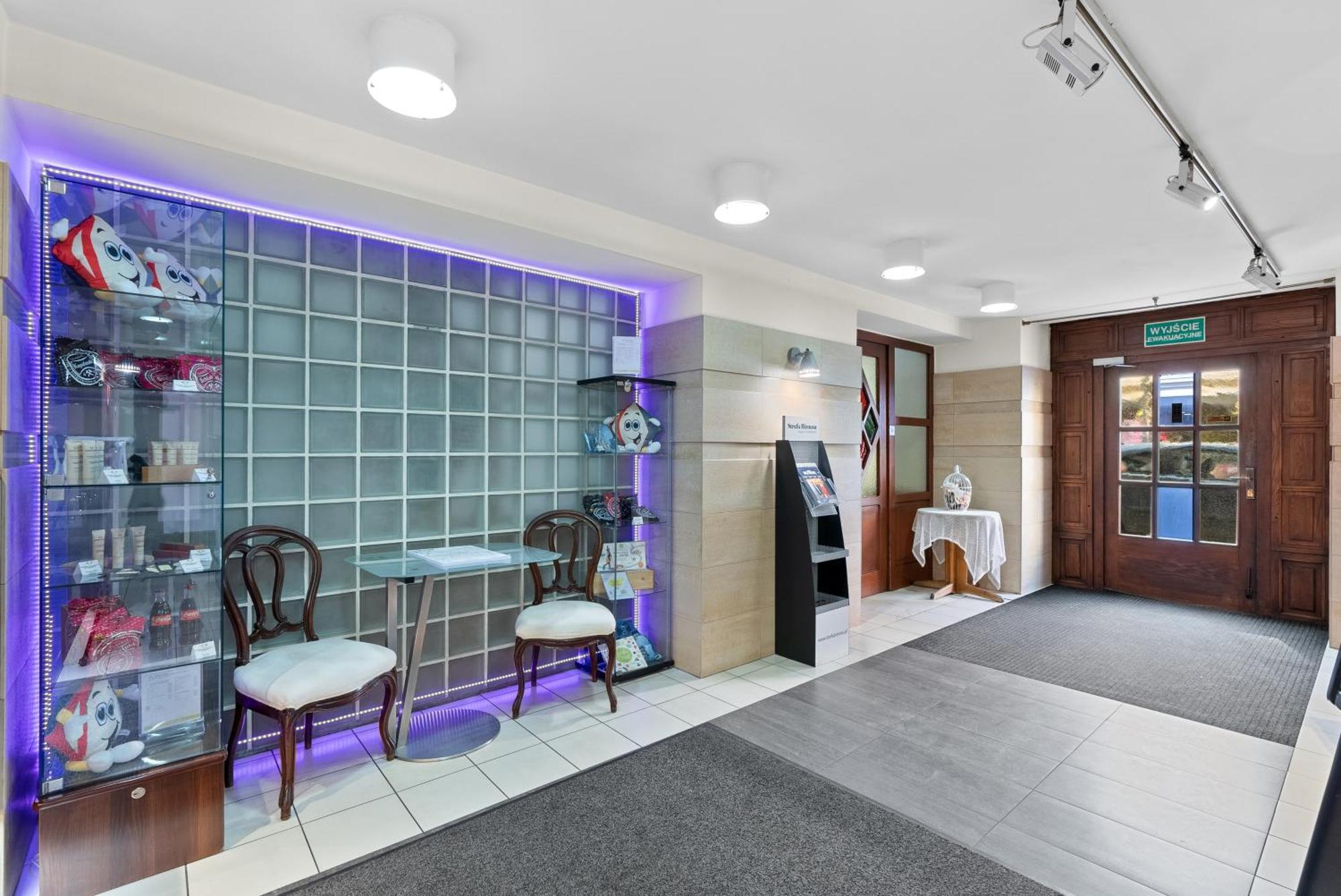 Hotel Diament Economy Γκλίβιτσε Εξωτερικό φωτογραφία